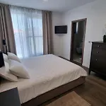 Delta House - Beta Apartment